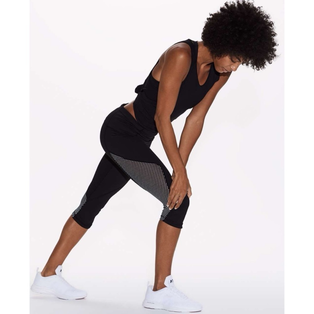 Lululemon‎ Run with the Sun crop polka dot reflective